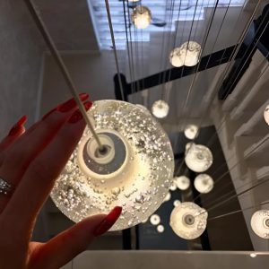 S510027 Đèn chùm cầu thang